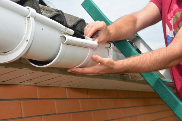 Cost of Large Gutter Repair in Granbury